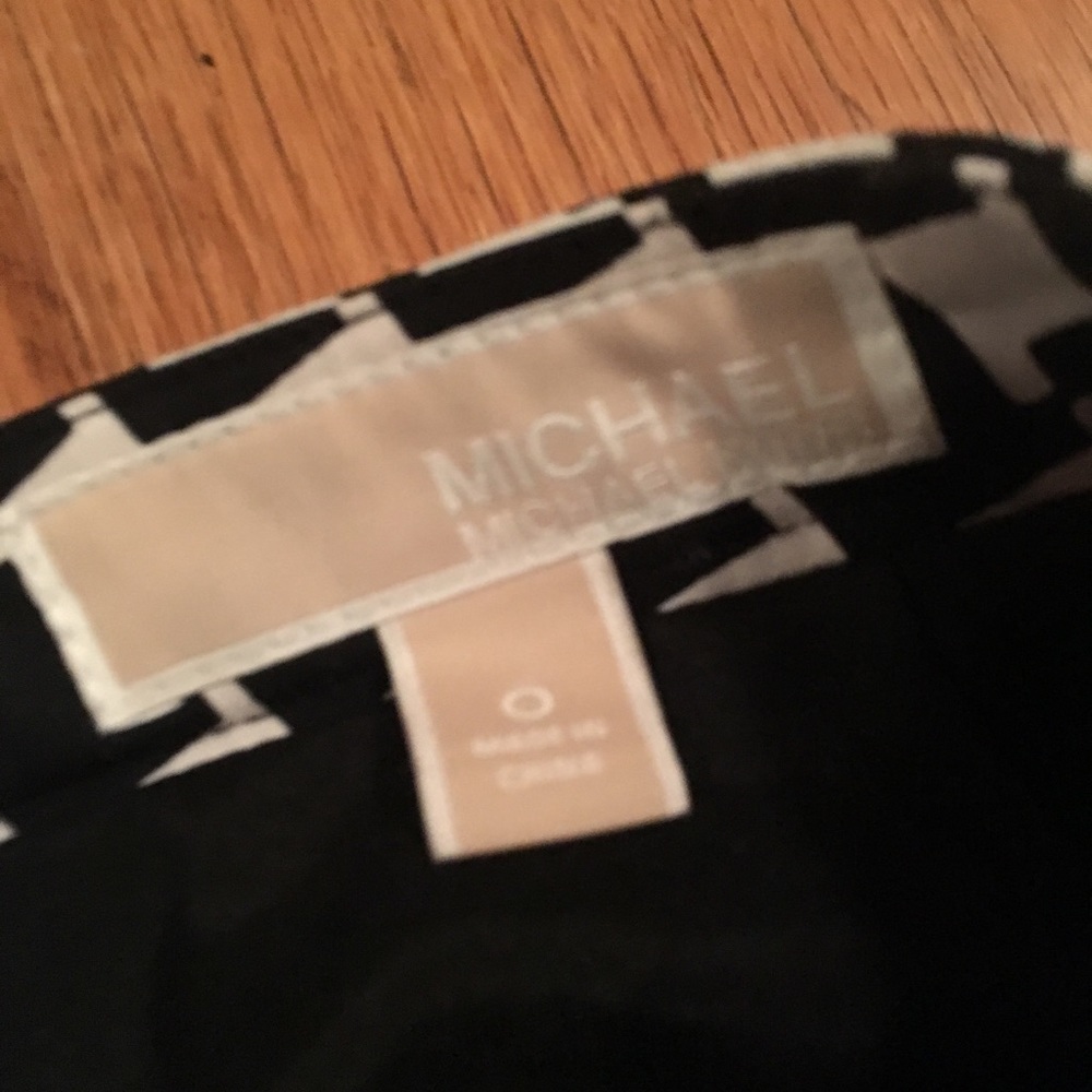 Herringbone black-and-white skirt